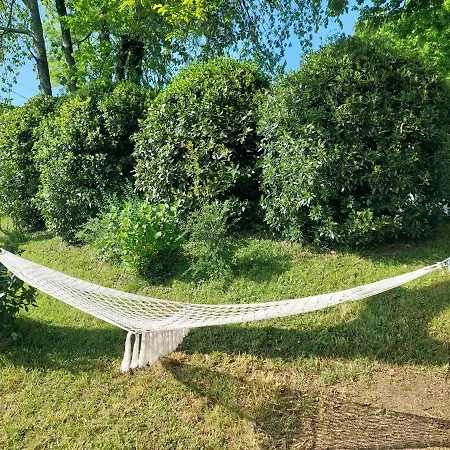 Un Petit Coin De Paradis * Layrisse