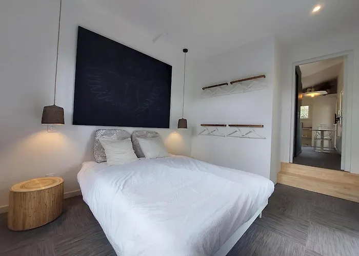 Un Petit Coin De Paradis * Layrisse